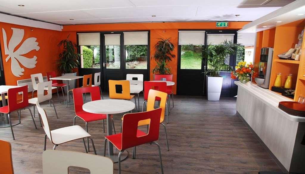 Premiere Classe Coventry Restaurant photo